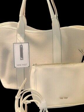 Summer Stylin!!  Nine West JetSet Kole Cream Tote/Wristlet NWT Gorgeous & Sharp!